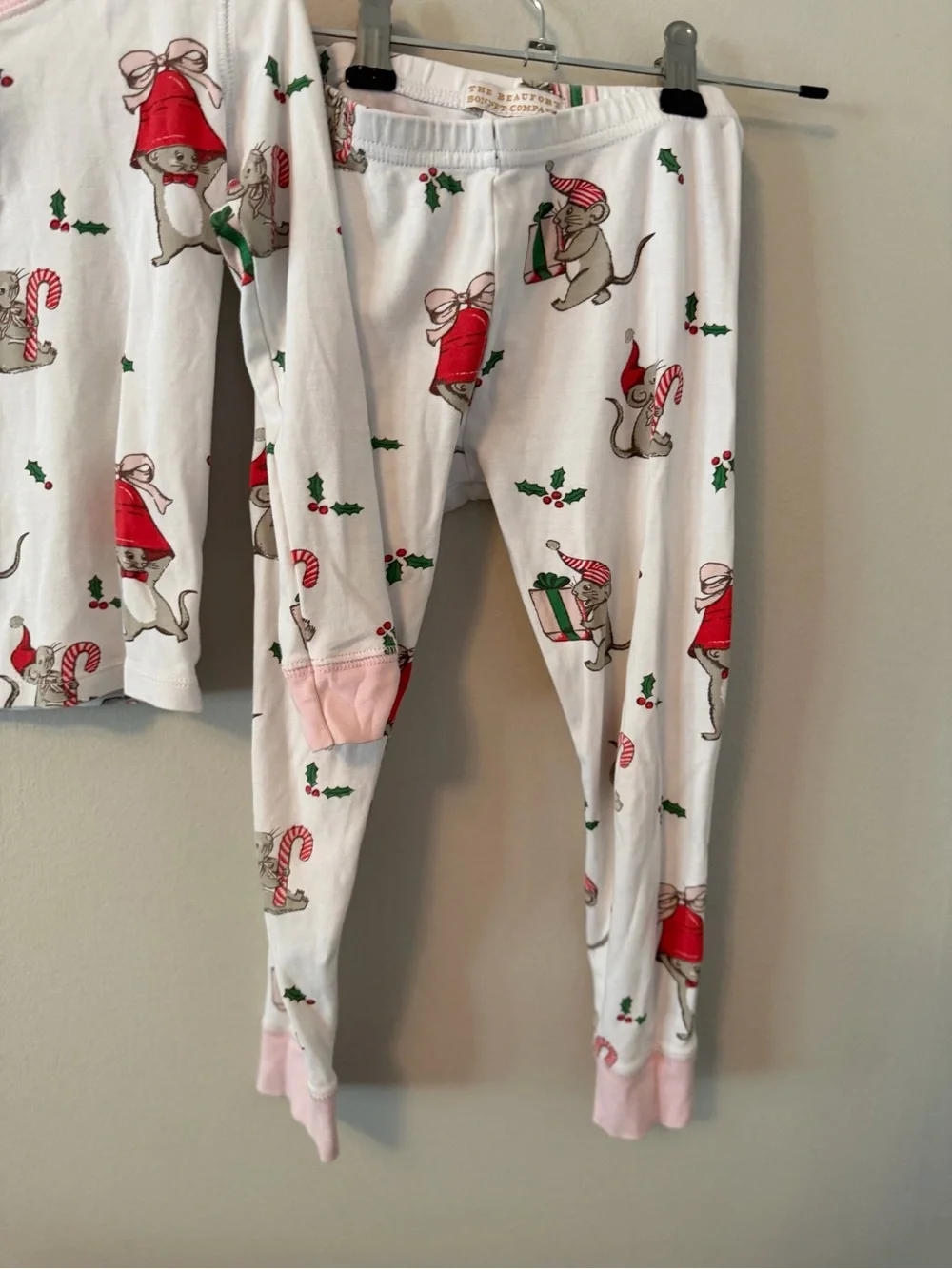 The Beaufort Bonnet Company Holiday Mouse Print Pajama Set - Pink & White